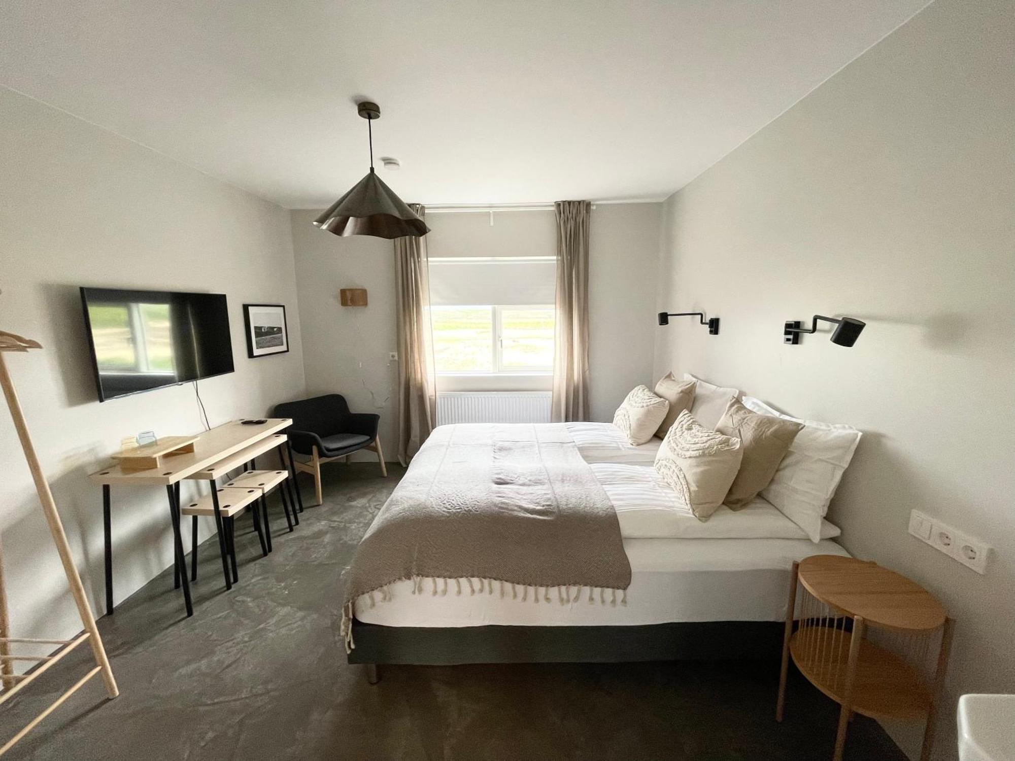 Lindarholl Guesthouse Stori-Bakki Екстериор снимка