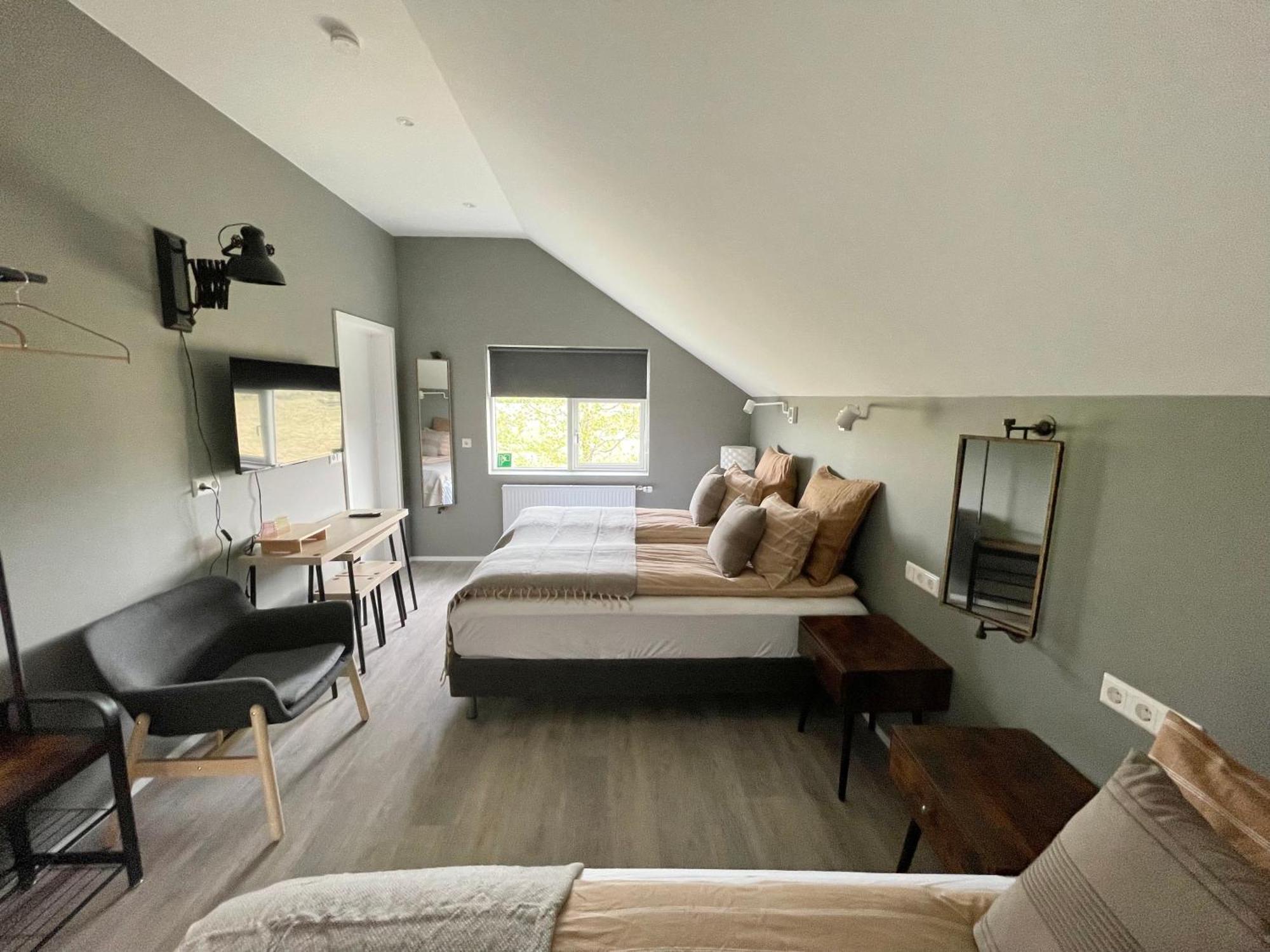 Lindarholl Guesthouse Stori-Bakki Екстериор снимка