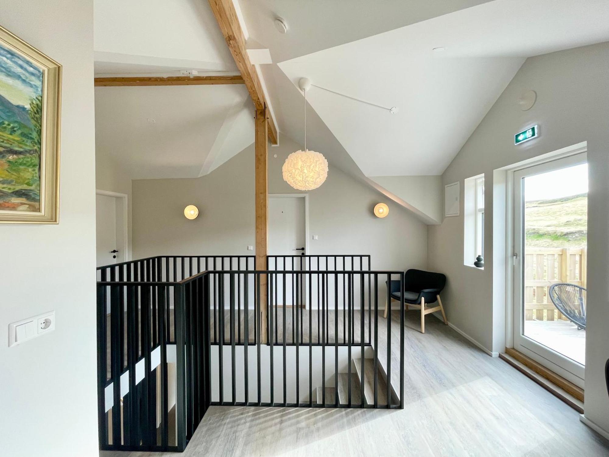 Lindarholl Guesthouse Stori-Bakki Екстериор снимка